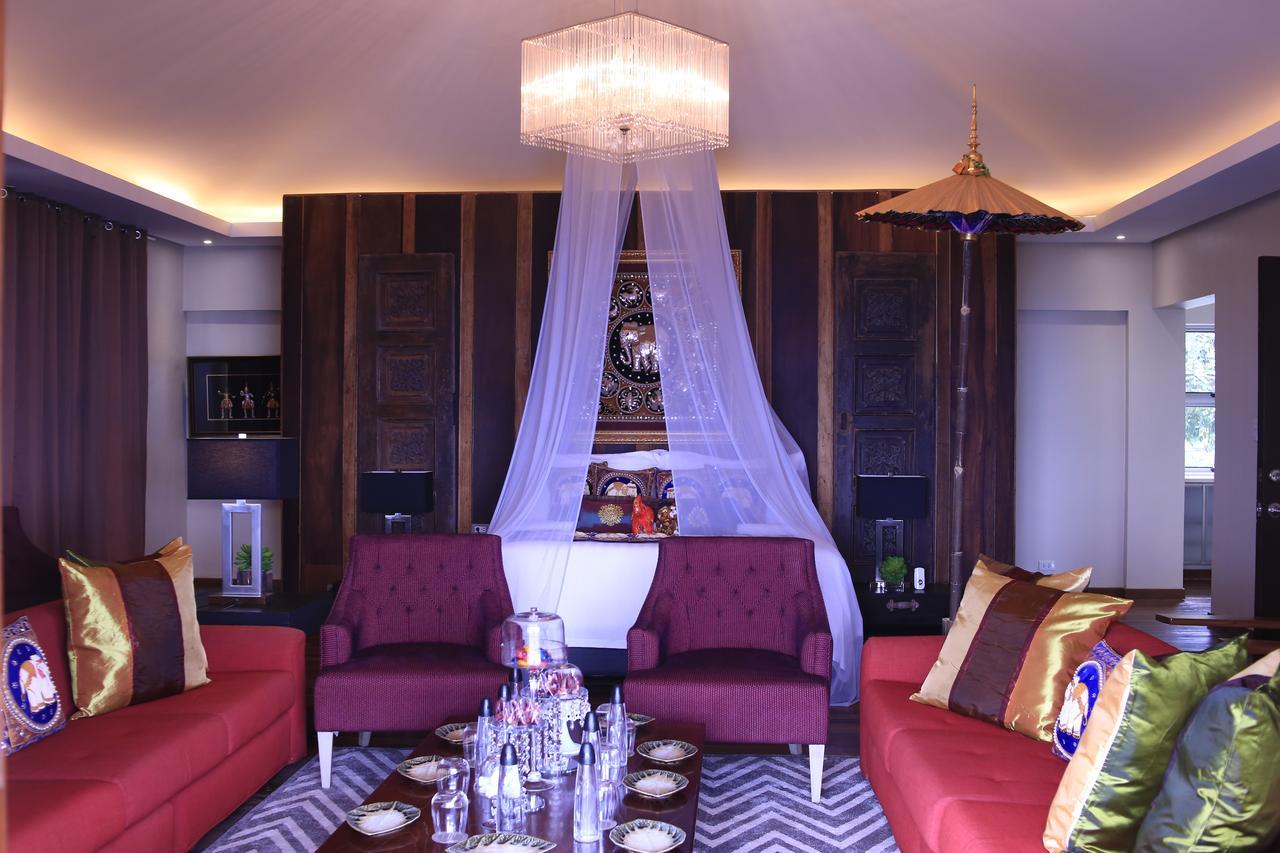 The Oriental Luxury Suites Alfonso Δωμάτιο φωτογραφία